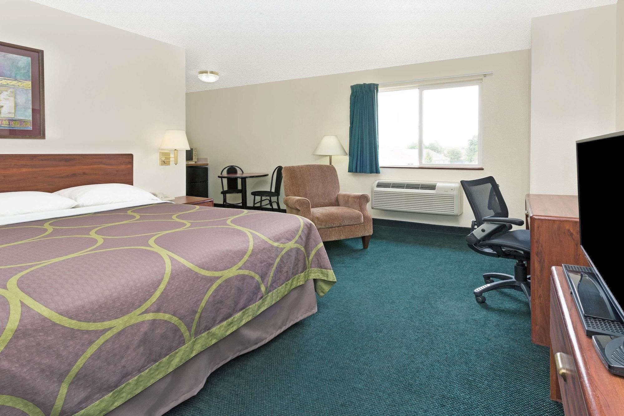 Super 8 By Wyndham Windsor Hotel Kültér fotó