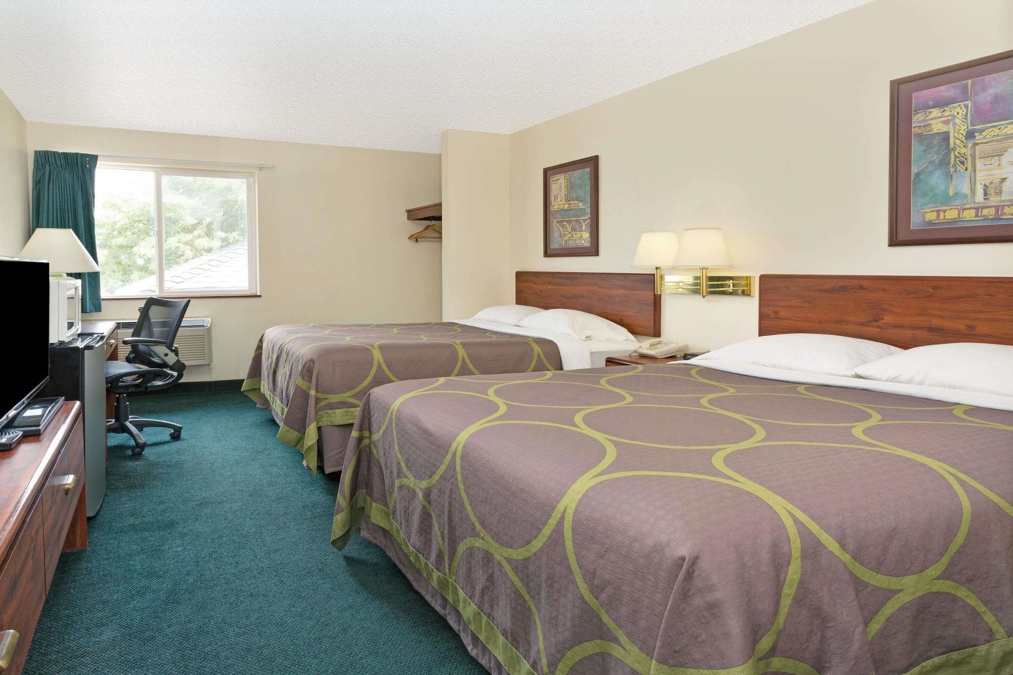 Super 8 By Wyndham Windsor Hotel Kültér fotó