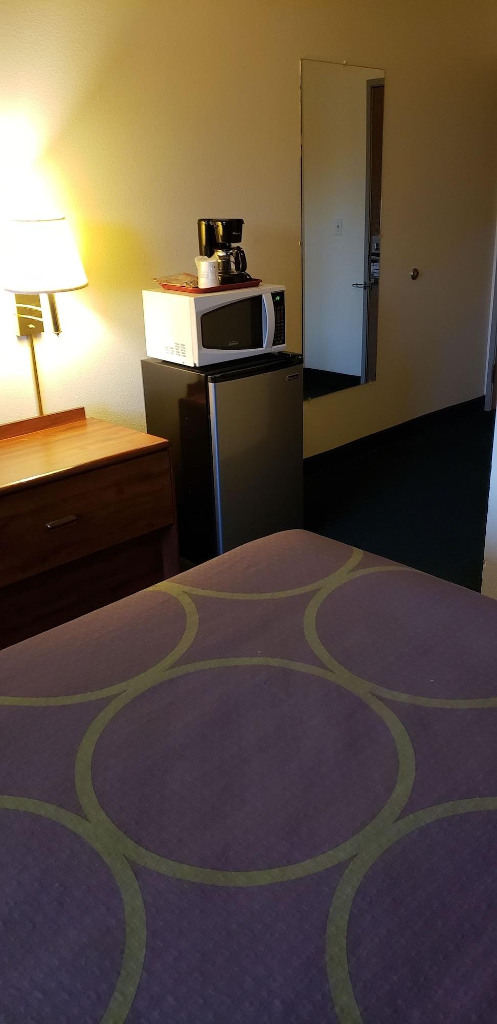 Super 8 By Wyndham Windsor Hotel Kültér fotó