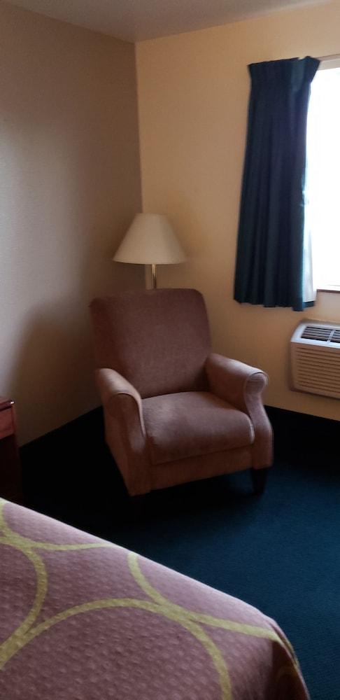 Super 8 By Wyndham Windsor Hotel Kültér fotó